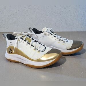 Under Armour Steph Curry 3Z5 Sneakers